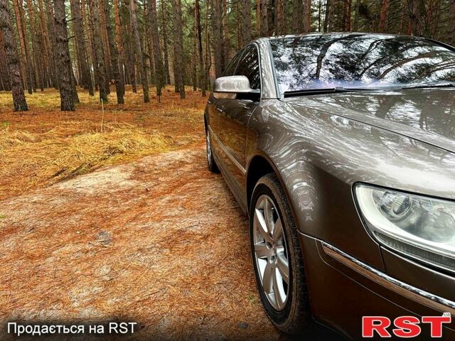 Фольксваген Фаетон, объемом двигателя 4.2 л и пробегом 240 тыс. км за 8500 $, фото 3 на Automoto.ua