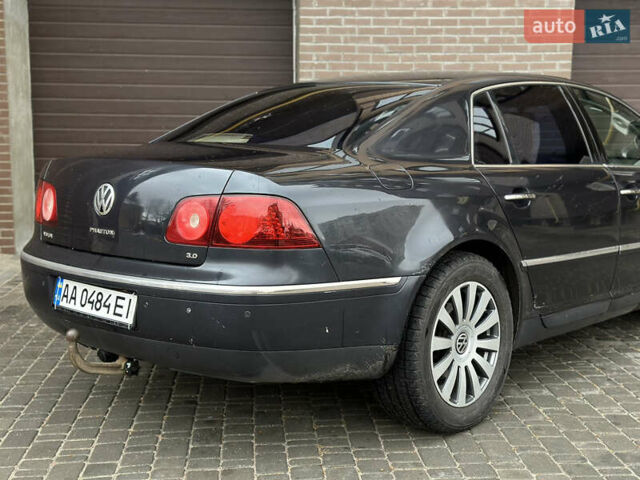 Серый Фольксваген Фаетон, объемом двигателя 2.97 л и пробегом 320 тыс. км за 5000 $, фото 9 на Automoto.ua