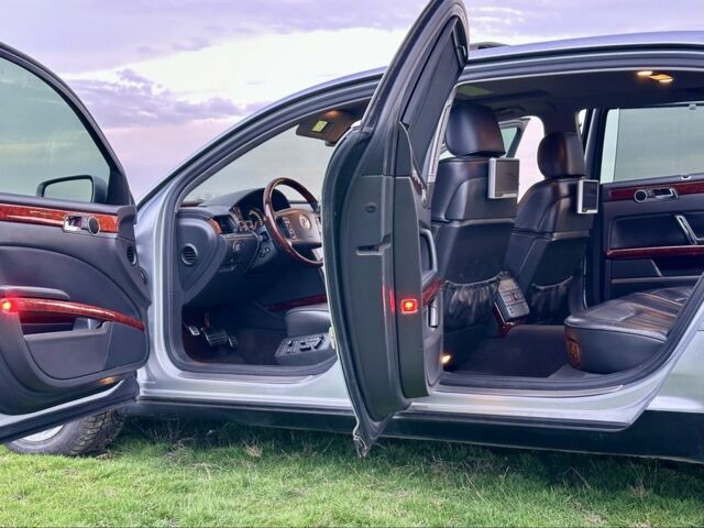 Серый Фольксваген Фаетон, объемом двигателя 4.2 л и пробегом 260 тыс. км за 5950 $, фото 10 на Automoto.ua