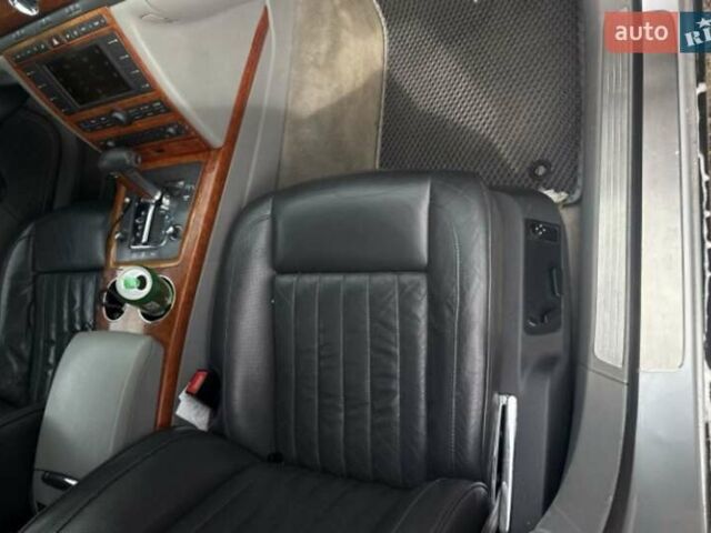 Серый Фольксваген Фаетон, объемом двигателя 3 л и пробегом 440 тыс. км за 5000 $, фото 6 на Automoto.ua