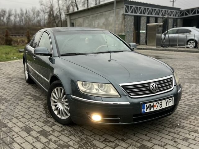 Синий Фольксваген Фаетон, объемом двигателя 3 л и пробегом 280 тыс. км за 3950 $, фото 3 на Automoto.ua