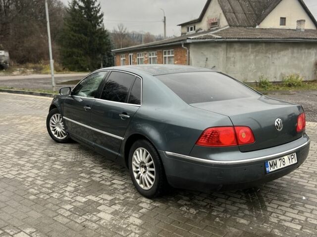 Синий Фольксваген Фаетон, объемом двигателя 3 л и пробегом 280 тыс. км за 3950 $, фото 8 на Automoto.ua