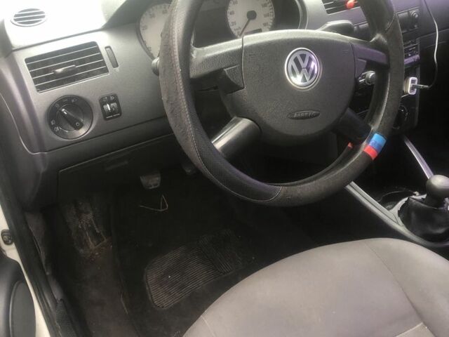 Белый Фольксваген Поинтер, объемом двигателя 1 л и пробегом 3 тыс. км за 1900 $, фото 3 на Automoto.ua