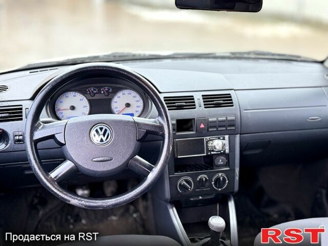 Білий Фольксваген Поінтер, об'ємом двигуна 1 л та пробігом 200 тис. км за 3500 $, фото 7 на Automoto.ua