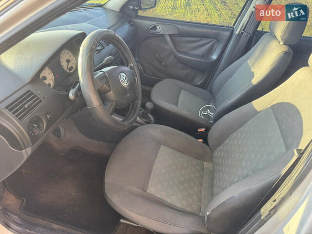 Серый Фольксваген Поинтер, объемом двигателя 1 л и пробегом 248 тыс. км за 1699 $, фото 6 на Automoto.ua