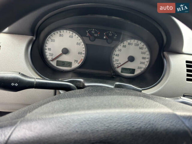 Серый Фольксваген Поинтер, объемом двигателя 1.78 л и пробегом 220 тыс. км за 3200 $, фото 13 на Automoto.ua