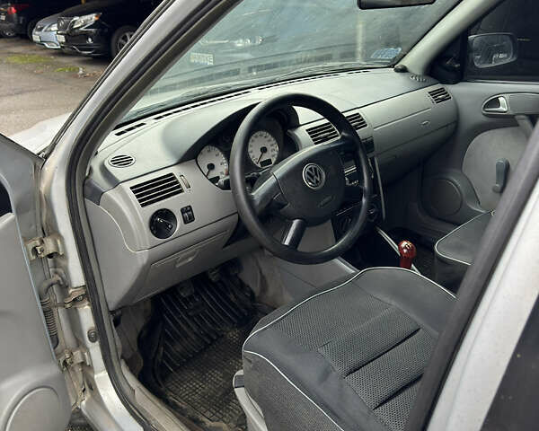 Серый Фольксваген Поинтер, объемом двигателя 1.78 л и пробегом 220 тыс. км за 3200 $, фото 12 на Automoto.ua
