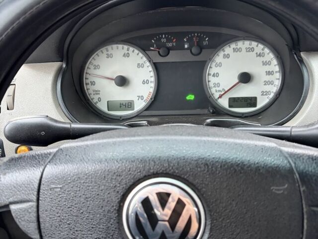 Серый Фольксваген Поинтер, объемом двигателя 1.8 л и пробегом 323 тыс. км за 3100 $, фото 16 на Automoto.ua