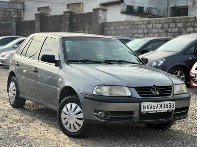 Серый Фольксваген Поинтер, объемом двигателя 1.8 л и пробегом 330 тыс. км за 2200 $, фото 1 на Automoto.ua