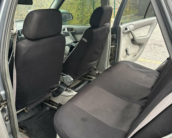 Серый Фольксваген Поинтер, объемом двигателя 1.8 л и пробегом 370 тыс. км за 2550 $, фото 14 на Automoto.ua