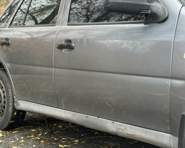 Серый Фольксваген Поинтер, объемом двигателя 1.8 л и пробегом 370 тыс. км за 2550 $, фото 10 на Automoto.ua