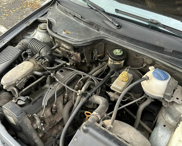 Серый Фольксваген Поинтер, объемом двигателя 1.8 л и пробегом 370 тыс. км за 2550 $, фото 24 на Automoto.ua