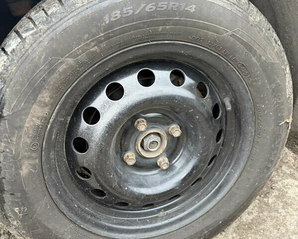 Сірий Фольксваген Поінтер, об'ємом двигуна 1.8 л та пробігом 323 тис. км за 2900 $, фото 3 на Automoto.ua