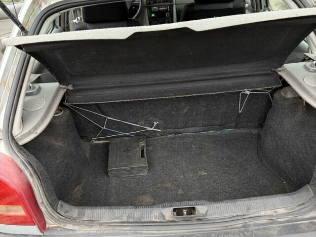 Серый Фольксваген Поинтер, объемом двигателя 1.8 л и пробегом 323 тыс. км за 3100 $, фото 12 на Automoto.ua