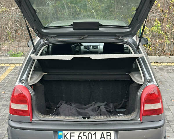 Серый Фольксваген Поинтер, объемом двигателя 1.8 л и пробегом 370 тыс. км за 2550 $, фото 6 на Automoto.ua