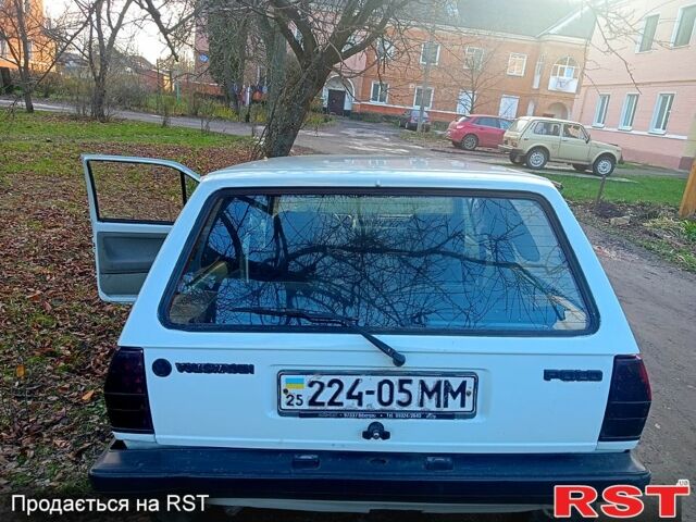 Белый Фольксваген Поло, объемом двигателя 1 л и пробегом 316 тыс. км за 600 $, фото 1 на Automoto.ua