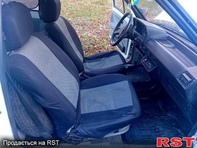 Белый Фольксваген Поло, объемом двигателя 1 л и пробегом 316 тыс. км за 600 $, фото 10 на Automoto.ua