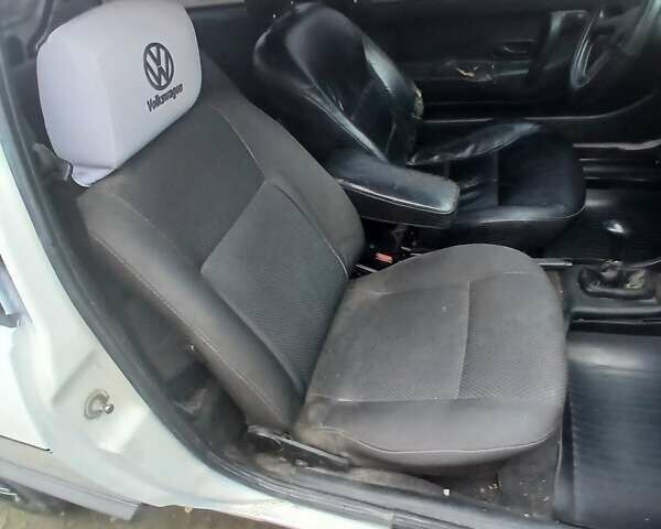 Белый Фольксваген Поло, объемом двигателя 1.4 л и пробегом 288 тыс. км за 1500 $, фото 3 на Automoto.ua