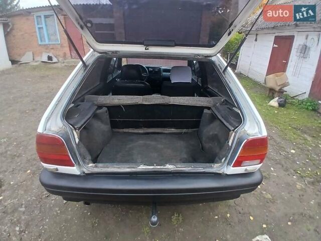 Белый Фольксваген Поло, объемом двигателя 1.4 л и пробегом 288 тыс. км за 1500 $, фото 12 на Automoto.ua