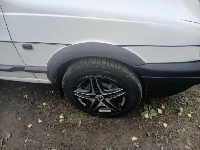 Белый Фольксваген Поло, объемом двигателя 1.4 л и пробегом 288 тыс. км за 1500 $, фото 3 на Automoto.ua