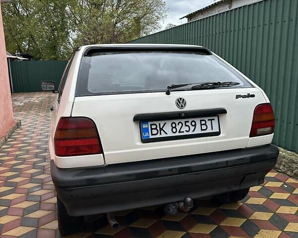 Фольксваген Поло 1994 в Кропивницком (Кировограде) на Automoto.ua Белый Фольксваген Поло, объемом двигателя 1.39 л и пробегом 280 тыс. км за 2300 $, фото 3 на Automoto.ua