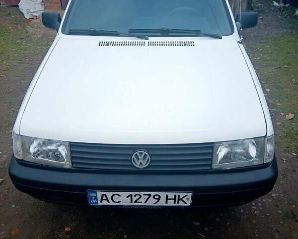 Белый Фольксваген Поло, объемом двигателя 1.4 л и пробегом 288 тыс. км за 1500 $, фото 1 на Automoto.ua