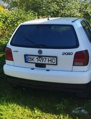 Белый Фольксваген Поло, объемом двигателя 1.39 л и пробегом 350 тыс. км за 2100 $, фото 9 на Automoto.ua