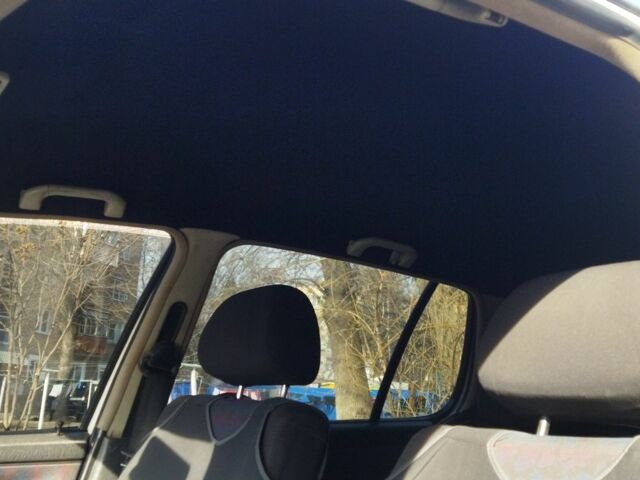 Белый Фольксваген Поло, объемом двигателя 1.4 л и пробегом 250 тыс. км за 2100 $, фото 4 на Automoto.ua