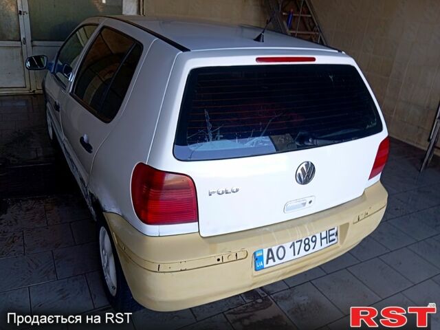 Белый Фольксваген Поло, объемом двигателя 1 л и пробегом 326 тыс. км за 1500 $, фото 1 на Automoto.ua