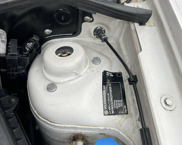 Белый Фольксваген Поло, объемом двигателя 1.2 л и пробегом 169 тыс. км за 3100 $, фото 22 на Automoto.ua