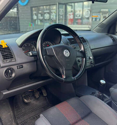 Белый Фольксваген Поло, объемом двигателя 1.6 л и пробегом 208 тыс. км за 6000 $, фото 5 на Automoto.ua