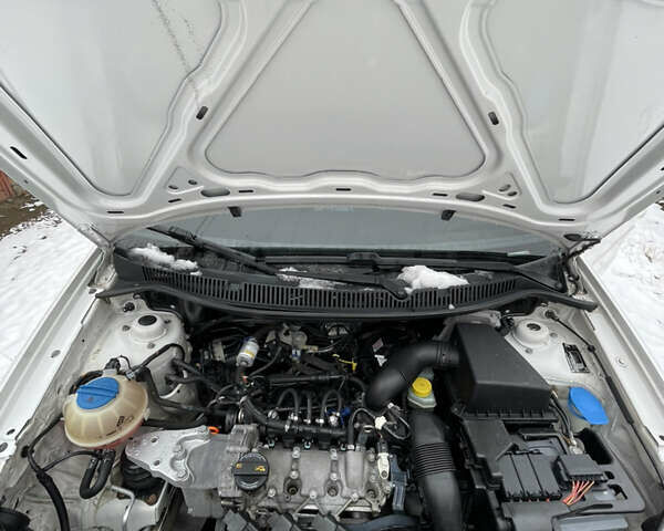 Белый Фольксваген Поло, объемом двигателя 1.2 л и пробегом 169 тыс. км за 3100 $, фото 20 на Automoto.ua