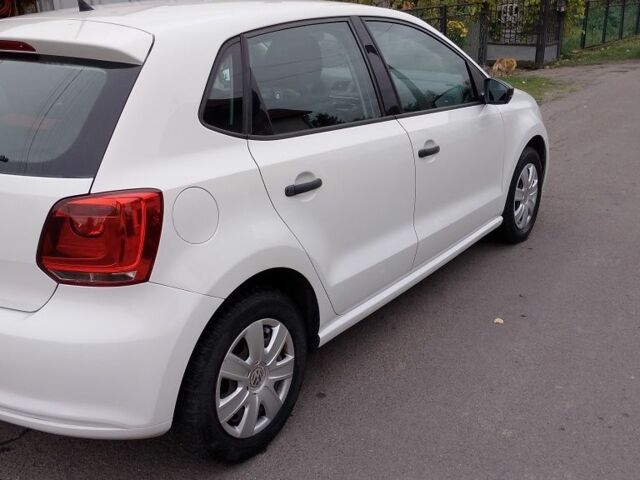 Белый Фольксваген Поло, объемом двигателя 1.2 л и пробегом 134 тыс. км за 7000 $, фото 6 на Automoto.ua