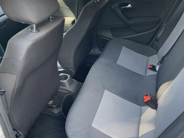 Белый Фольксваген Поло, объемом двигателя 1.4 л и пробегом 199 тыс. км за 5500 $, фото 9 на Automoto.ua