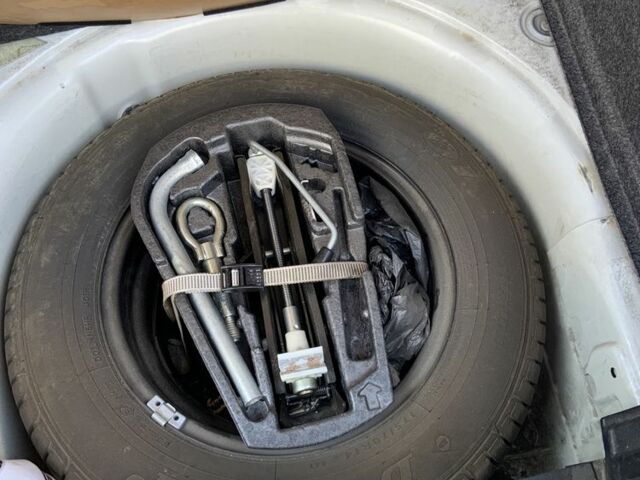 Белый Фольксваген Поло, объемом двигателя 1.4 л и пробегом 199 тыс. км за 5500 $, фото 14 на Automoto.ua