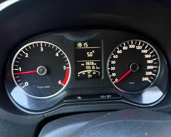 Білий Фольксваген Поло, об'ємом двигуна 1.2 л та пробігом 195 тис. км за 5700 $, фото 4 на Automoto.ua