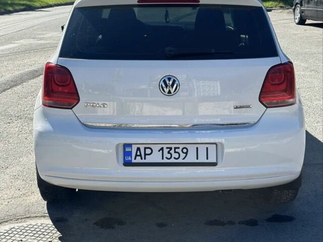 Белый Фольксваген Поло, объемом двигателя 1.2 л и пробегом 140 тыс. км за 4450 $, фото 4 на Automoto.ua