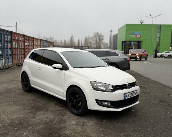 Білий Фольксваген Поло, об'ємом двигуна 1.2 л та пробігом 144 тис. км за 7100 $, фото 4 на Automoto.ua