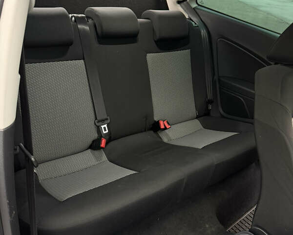 Білий Фольксваген Поло, об'ємом двигуна 1.2 л та пробігом 144 тис. км за 7100 $, фото 32 на Automoto.ua