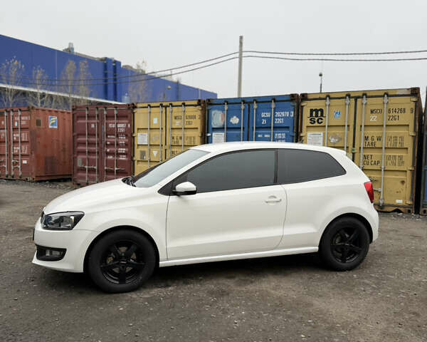 Білий Фольксваген Поло, об'ємом двигуна 1.2 л та пробігом 144 тис. км за 7100 $, фото 8 на Automoto.ua