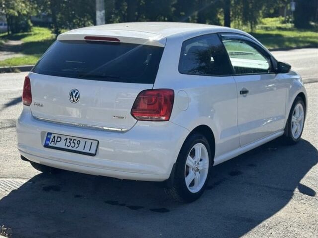 Белый Фольксваген Поло, объемом двигателя 1.2 л и пробегом 140 тыс. км за 4450 $, фото 3 на Automoto.ua