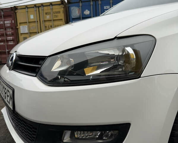 Білий Фольксваген Поло, об'ємом двигуна 1.2 л та пробігом 144 тис. км за 7100 $, фото 18 на Automoto.ua