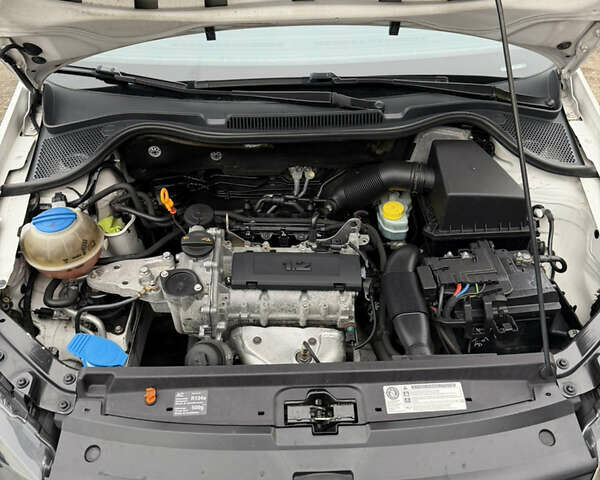 Білий Фольксваген Поло, об'ємом двигуна 1.2 л та пробігом 144 тис. км за 7100 $, фото 41 на Automoto.ua