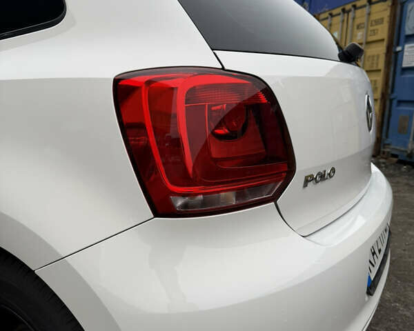 Білий Фольксваген Поло, об'ємом двигуна 1.2 л та пробігом 144 тис. км за 7100 $, фото 20 на Automoto.ua