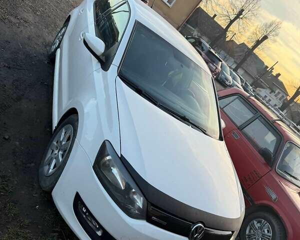 Білий Фольксваген Поло, об'ємом двигуна 1.2 л та пробігом 195 тис. км за 5700 $, фото 1 на Automoto.ua