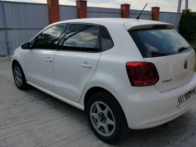 Белый Фольксваген Поло, объемом двигателя 1.4 л и пробегом 200 тыс. км за 6000 $, фото 10 на Automoto.ua