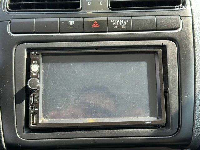 Белый Фольксваген Поло, объемом двигателя 1.2 л и пробегом 211 тыс. км за 6590 $, фото 17 на Automoto.ua