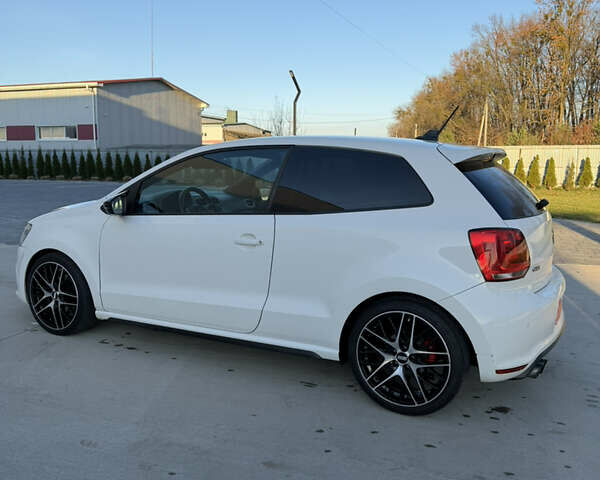 Белый Фольксваген Поло, объемом двигателя 1.4 л и пробегом 227 тыс. км за 7800 $, фото 5 на Automoto.ua