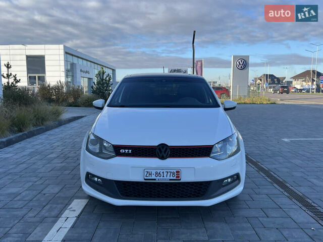 Белый Фольксваген Поло, объемом двигателя 1.4 л и пробегом 136 тыс. км за 9950 $, фото 4 на Automoto.ua