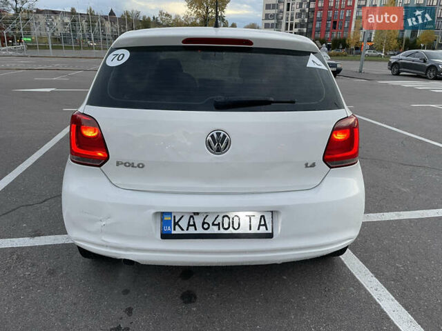Белый Фольксваген Поло, объемом двигателя 1.39 л и пробегом 160 тыс. км за 5350 $, фото 3 на Automoto.ua